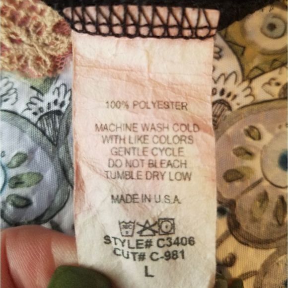 Haute Society Black‎ with Peach Lace Tank Size L - Picture 5 of 5